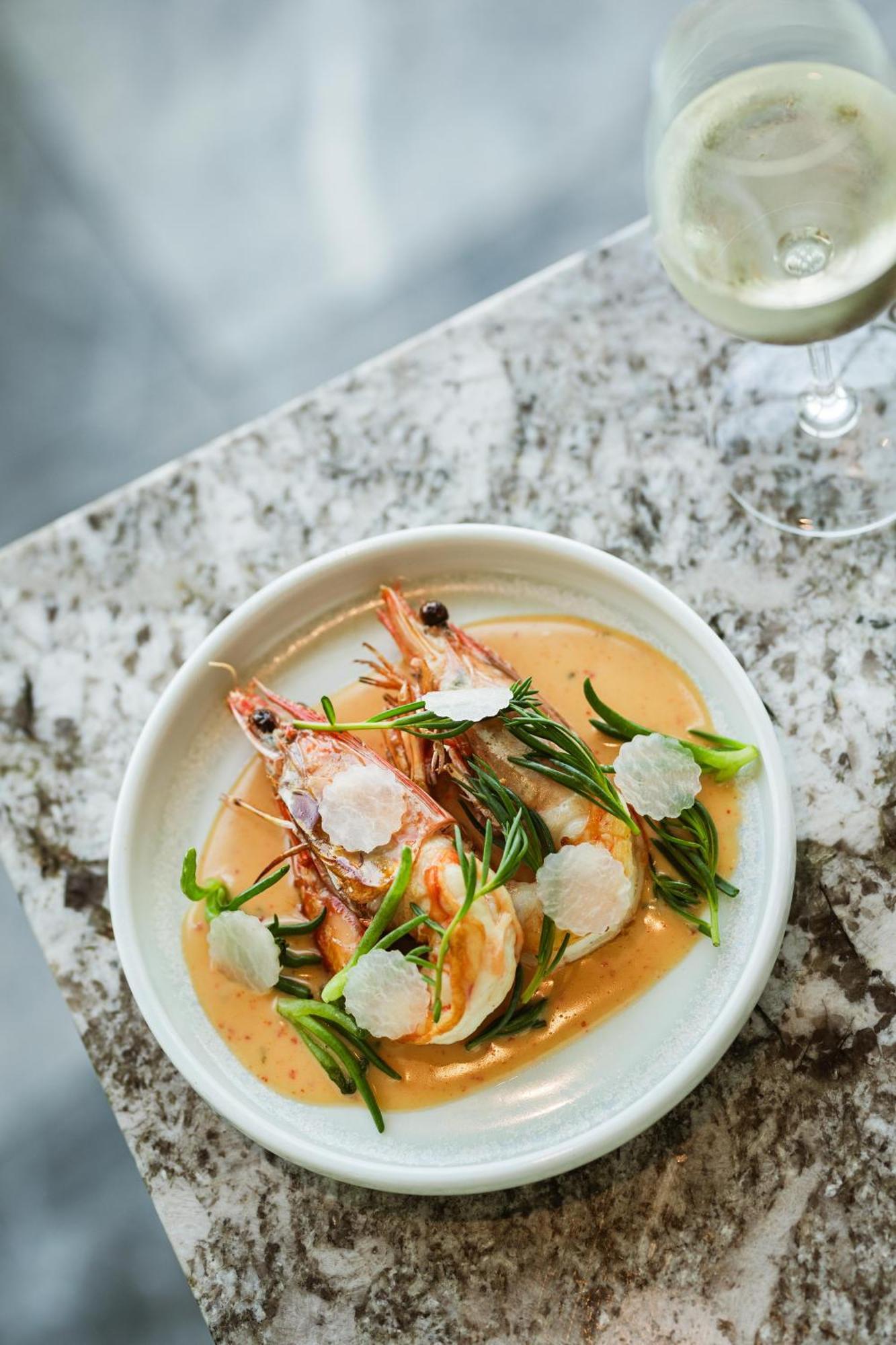 Crystalbrook Kingsley Hotel Newcastle Bagian luar foto Shrimp and tarragon