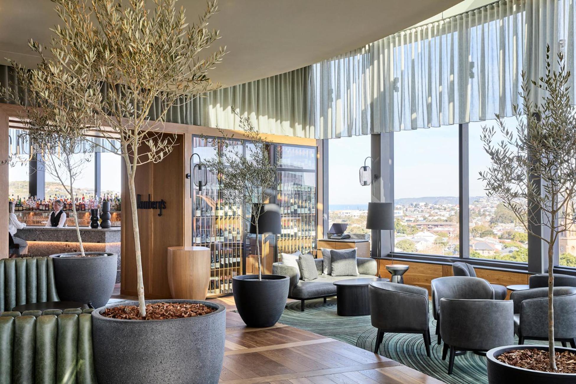 Crystalbrook Kingsley Hotel Newcastle Bagian luar foto The lounge at the airport
